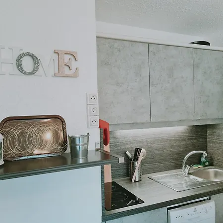 Apartment Meijotel - 208 - Renove - 4 Pers