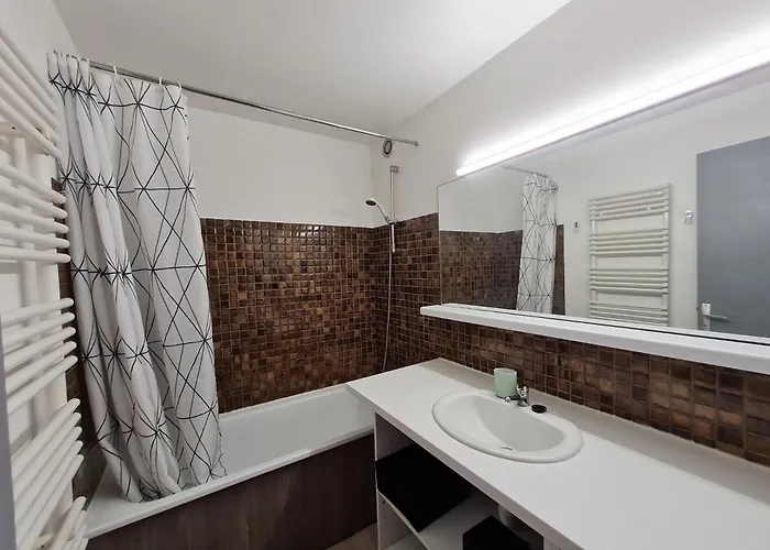 Appartamento Meijotel - 208 - Renove - 4 Pers *